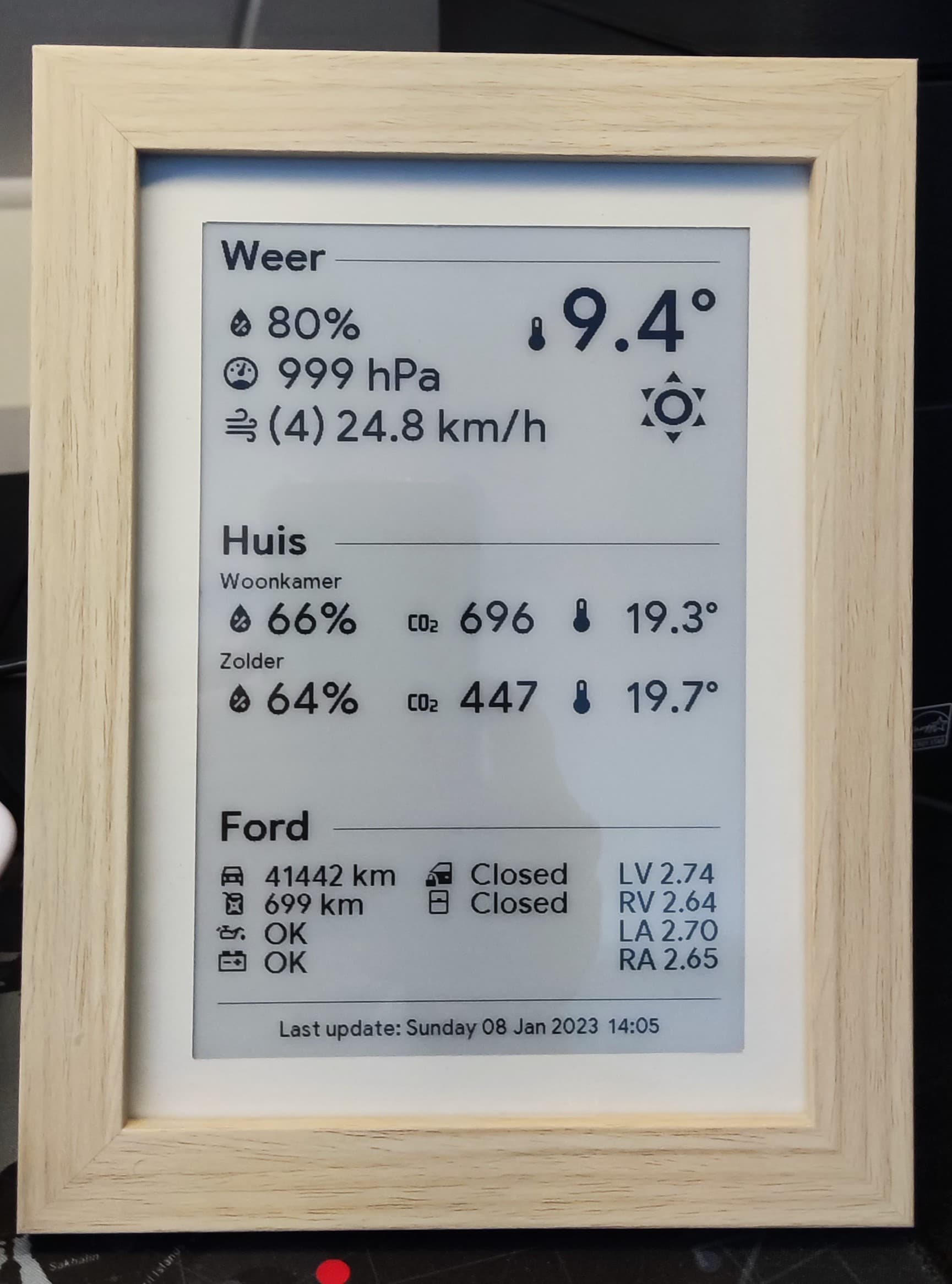 eInk_2_370x500.jpeg
